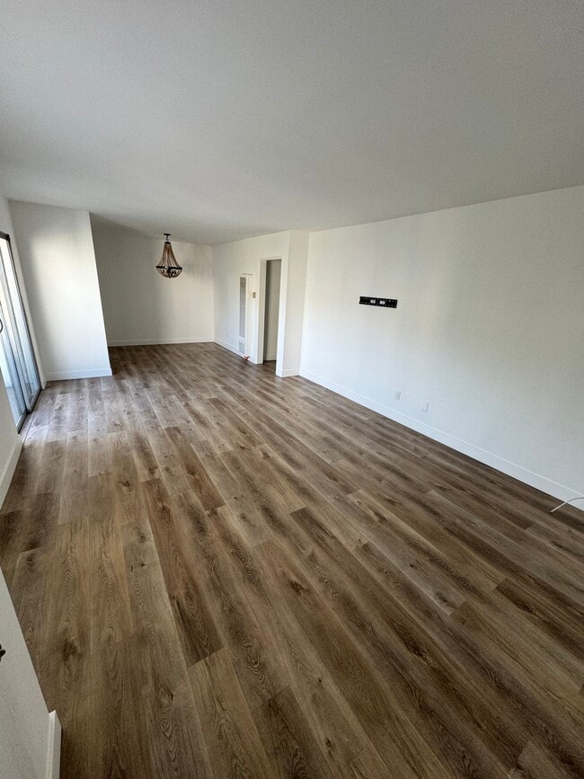 630 N Orlando Ave, Unit 4 in West Hollywood, CA - Building Photo - Building Photo