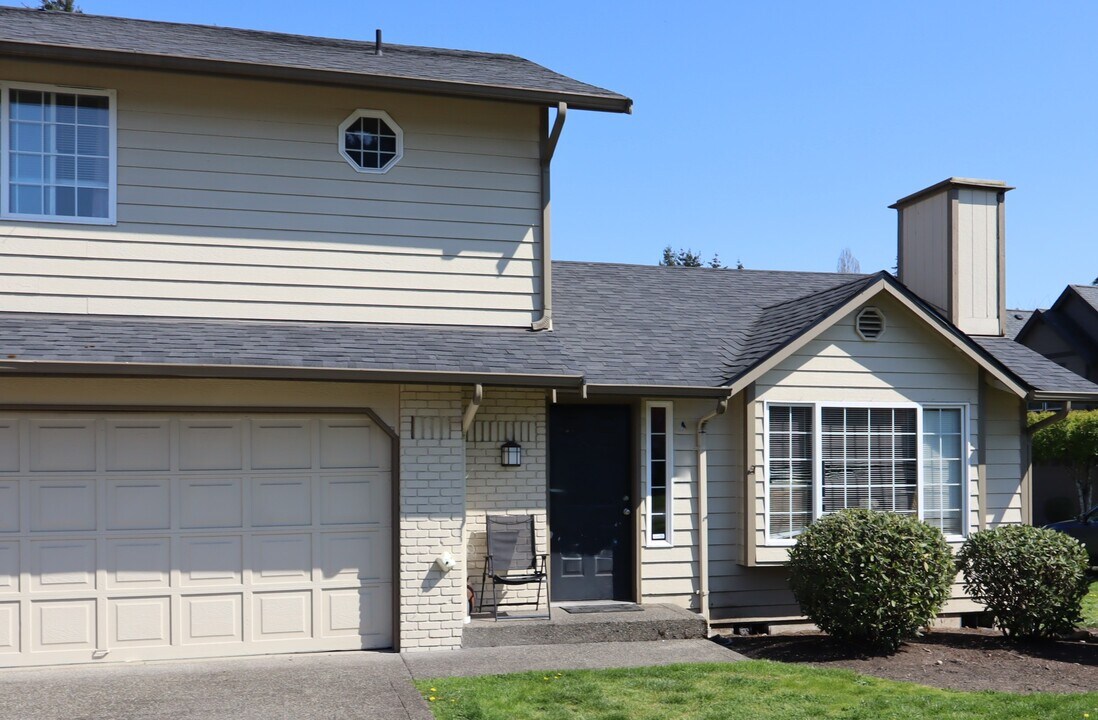 13419 107th Avenue Ct E in South Hill, WA - Building Photo