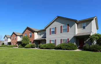 Bayberry Cove in Bellbrook, OH - Building Photo - Building Photo