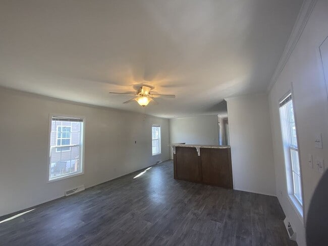 property at 4 Autumn Ct