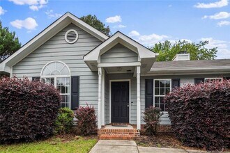 465 Northwoods Dr in Raeford, NC - Building Photo - Building Photo