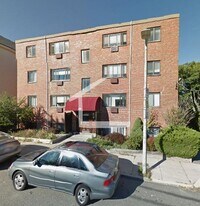 226 Parker Hill Ave in Boston, MA - Building Photo