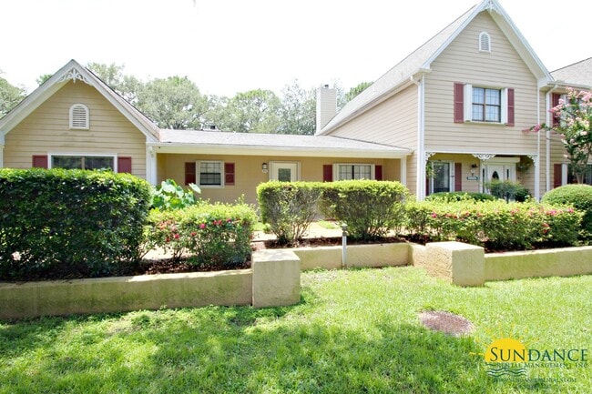 263 Shalimar Dr in Shalimar, FL - Building Photo - Building Photo