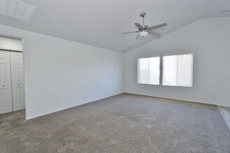 1434 N Thistle Dr in Kuna, ID - Building Photo - Building Photo