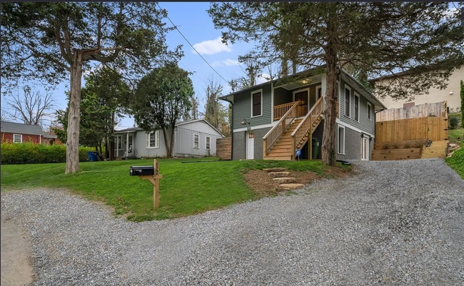622 Reed St in Asheville, NC - Building Photo - Building Photo