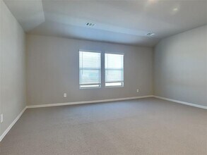 735 Moonlight Pl in Lavon, TX - Foto de edificio - Building Photo