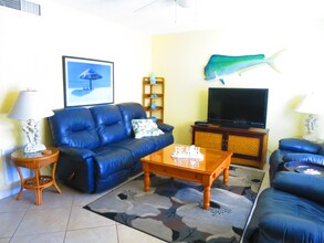 3150 N Atlantic Ave in Cocoa Beach, FL - Building Photo - Building Photo