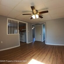 919 Wood St in Scranton, PA - Building Photo - Building Photo