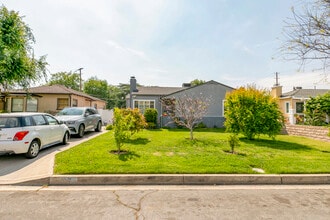 1527 N Screenland Dr in Burbank, CA - Building Photo - Building Photo