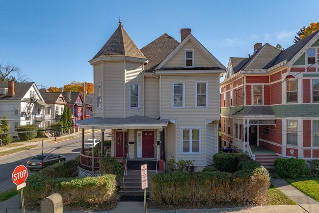 property at 32 Balding Ave