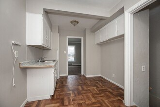 3943 E 176th St in Cleveland, OH - Building Photo - Building Photo