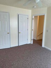 116 Creekside Drive apt. D, Unit A in Franklin, KY - Building Photo - Building Photo