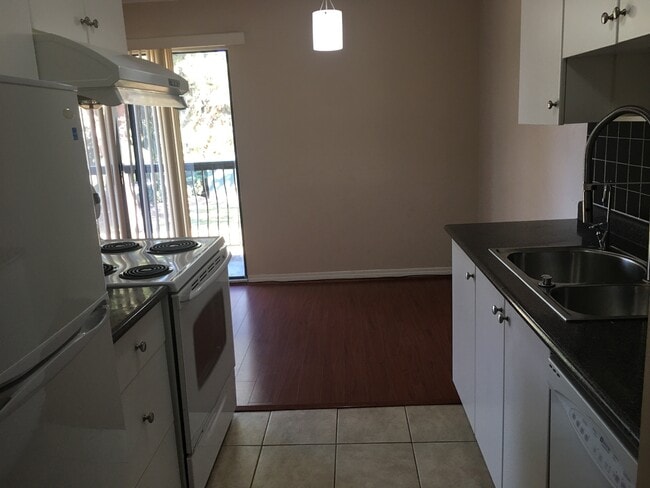 8151 Ryan Rd in Richmond, BC - Building Photo - Building Photo