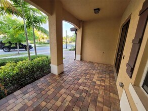 156 SE 21st Terrace in Homestead, FL - Building Photo - Building Photo