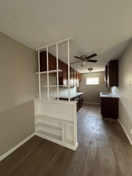property at 4706 Yellowstone Blvd