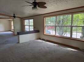 201 Black Pine Blvd in New Albany, IN - Building Photo