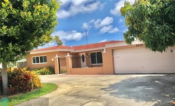 2612 SE 9th St in Pompano Beach, FL - Foto de edificio - Building Photo