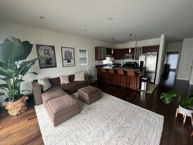 635 N Windsor Blvd in Los Angeles, CA - Building Photo