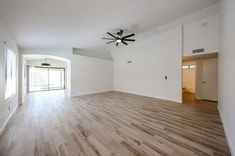 5758 W Commonwealth Pl in Chandler, AZ - Building Photo - Building Photo