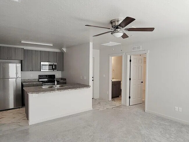 4815 Continental Ln, Unit 203 in Caldwell, ID - Foto de edificio - Building Photo