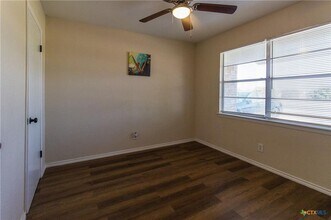 2606 Zephyr Rd in Killeen, TX - Building Photo - Building Photo