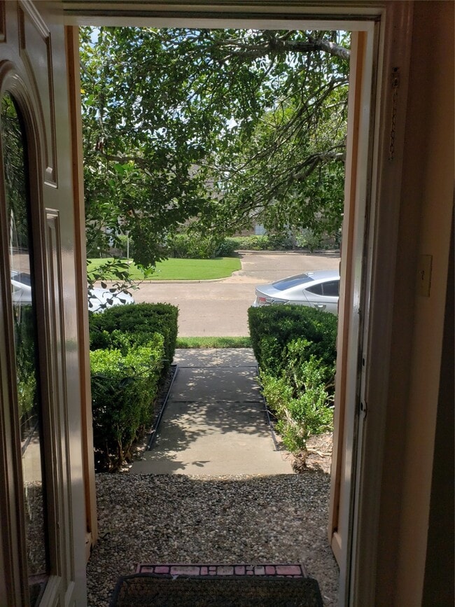 14333 Memorial Dr in Houston, TX - Building Photo - Building Photo