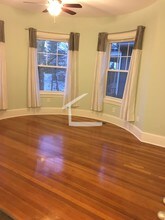 157 Bigelow St, Unit 1 in Boston, MA - Building Photo - Building Photo