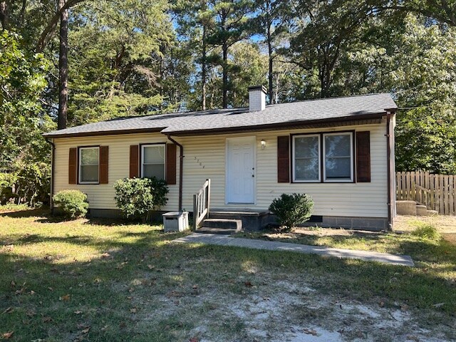 5704 Centerville Rd in Williamsburg, VA - Foto de edificio
