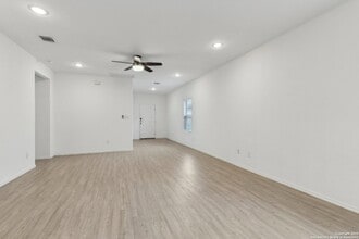 4422 Chandler Rd in San Antonio, TX - Building Photo - Building Photo