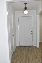 10427 Huntington Wood Dr in Houston, TX - Foto de edificio - Building Photo