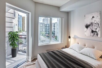 Taylor 28 in Seattle, WA - Foto de edificio - Building Photo