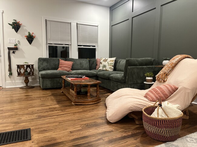 2559 E 5th Ave in Knoxville, TN - Foto de edificio - Building Photo