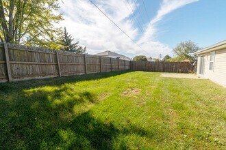 1602 Typhoon Dr in Columbia, MO - Building Photo - Building Photo
