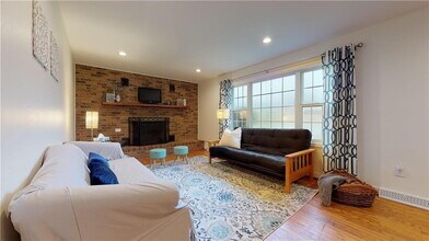 106 Azalea Dr in Clemson, SC - Building Photo - Building Photo