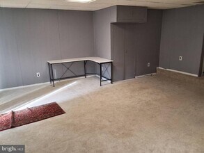 7416 Erska Woods Court in Springfield, VA - Building Photo - Building Photo