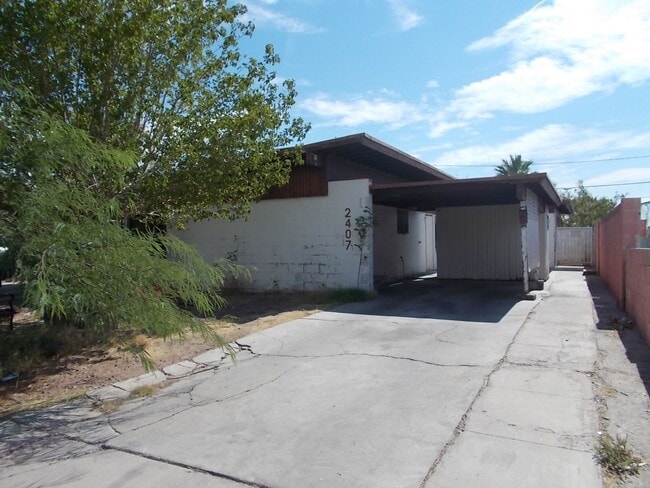 property at 2407-2407 S 15th St