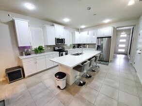 2516 Annacella Ave in Kissimmee, FL - Building Photo - Building Photo