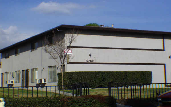 4750 Bandera St in Montclair, CA - Building Photo - Building Photo