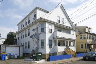 10 Nevada St in Winthrop, MA - Building Photo