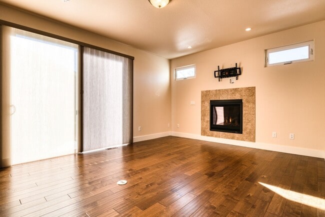 property at 287 Ironclad Ln