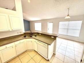 344 SW Majestic Terrace in Port St. Lucie, FL - Building Photo - Building Photo
