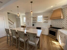 412 Lake Ave in Bay Head, NJ - Building Photo