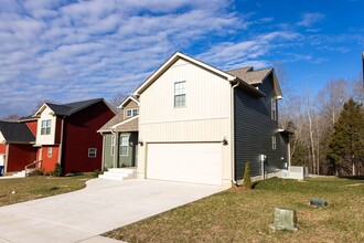 1219 Boulder Pass Rd in Clarksville, TN - Building Photo - Building Photo