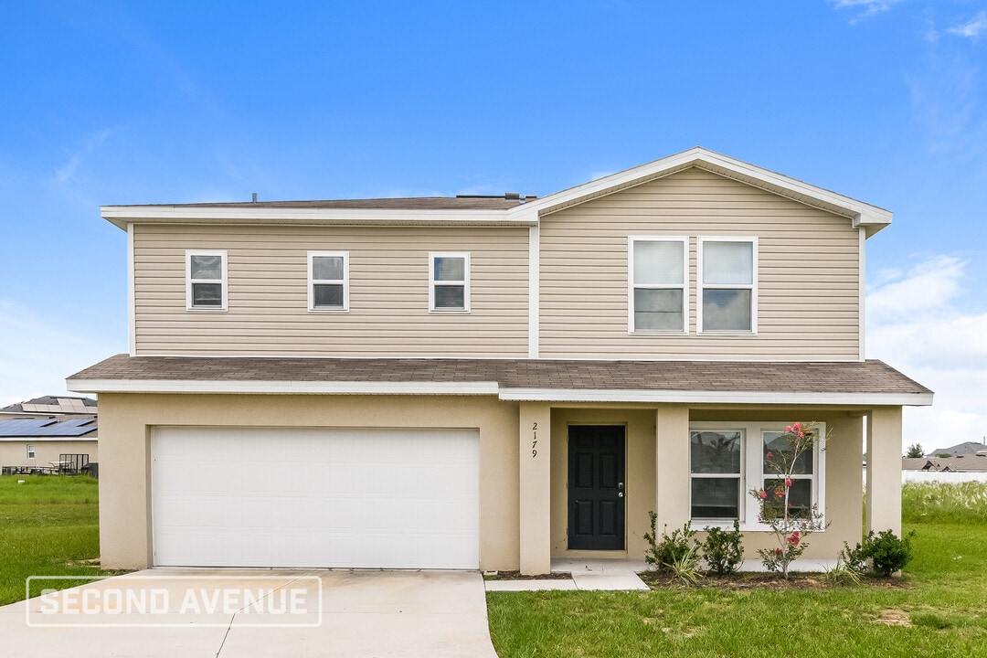 2179 Rock Dr in Poinciana, FL - Building Photo