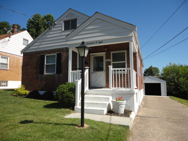 1708 Norcol Ln in Cincinnati, OH - Foto de edificio - Building Photo