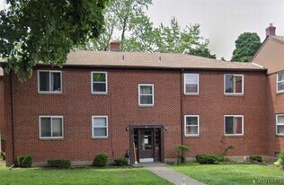 12 Latona Ct in Buffalo, NY - Building Photo