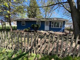 921 Martin St in Danville, IL - Building Photo