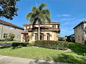 1760 Birdie Dr in Naples, FL - Building Photo - Building Photo