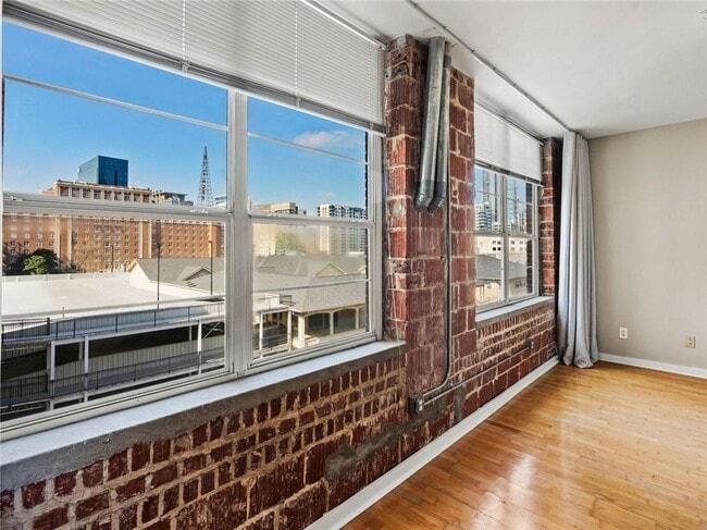 property at 800 Peachtree St NE