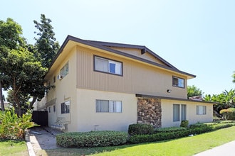 11702 Stuart Dr in Garden Grove, CA - Foto de edificio - Building Photo